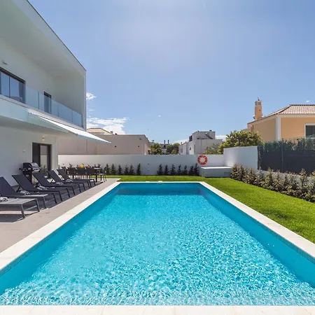 Mia, Quinta Da Foz * Tavira
