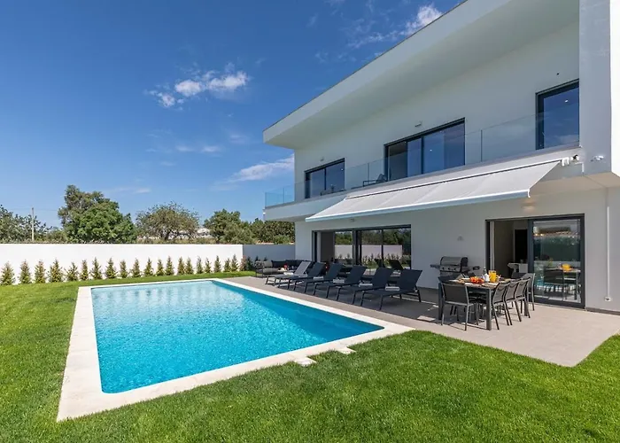 Mia, Quinta Da Foz * Tavira